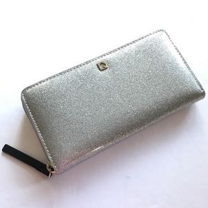 Kate Spade zipper wallet